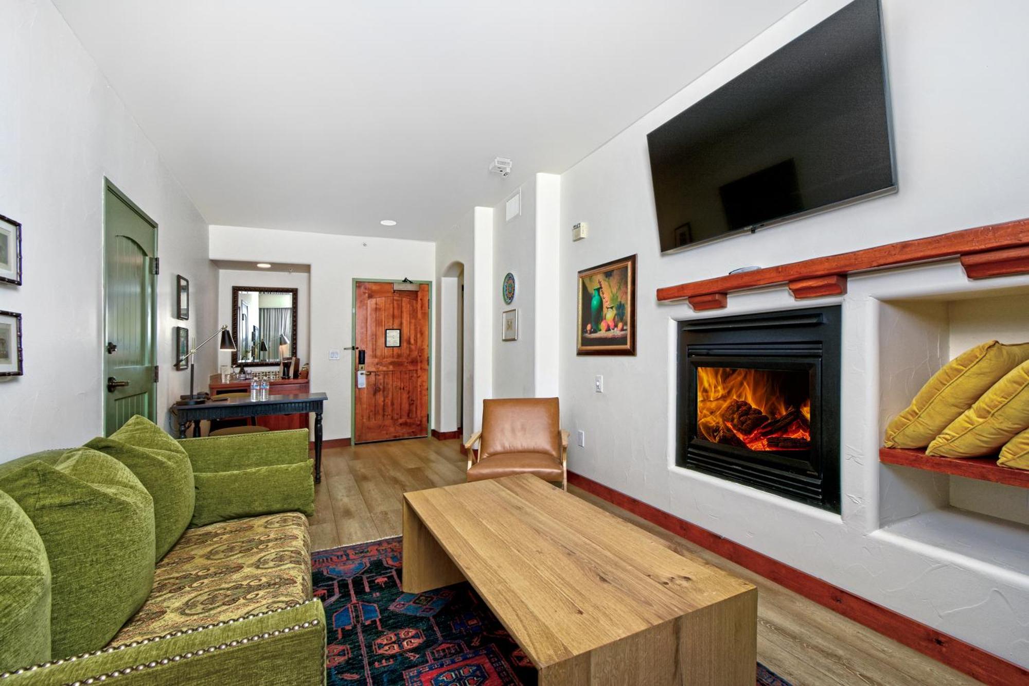 Hotel Los Gatos Ngoại thất bức ảnh